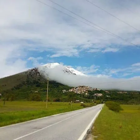 Carinissimo A 2km Dalle Piste Apartman Rocca di Cambio