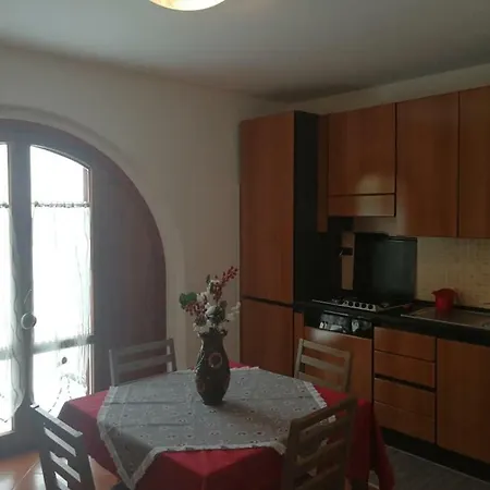 Carinissimo A 2km Dalle Piste Apartman *